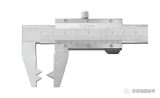 原来卡尺有这么多种类,叫不出名字,也不知道怎么用