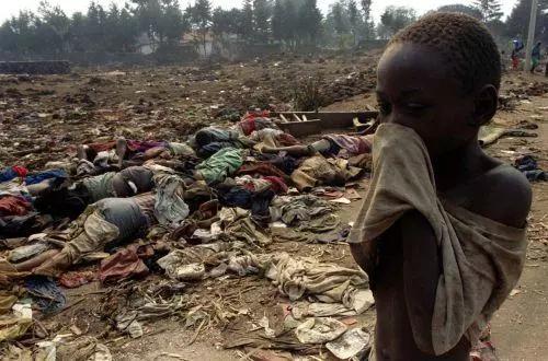 当代世界悲剧——卢旺达百万人大屠杀，每五分钟杀一个，毫无人性