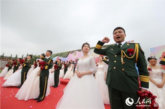 武警婚纱照图片大全_婚纱照图片大全