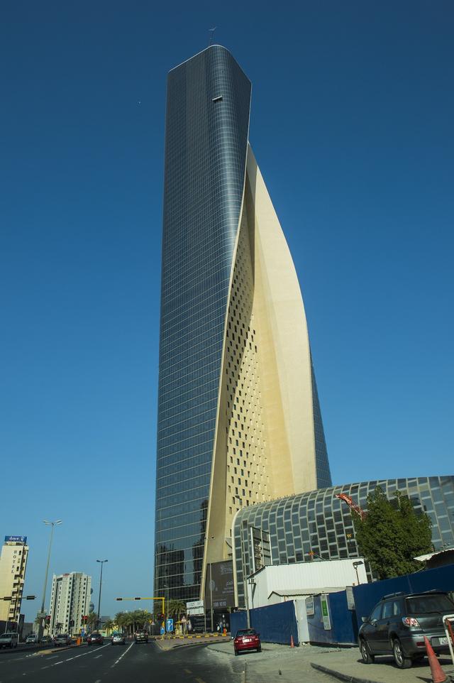 美国杂志评选世界上27座最美摩天楼，中国上榜6座_设计