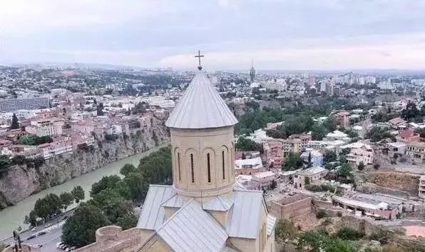 格鲁吉亚人均gdp是多少_格鲁吉亚地图