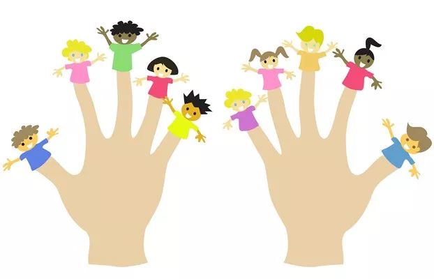 带孩子一起做做手指游戏,也是让他们快速适应幼儿园的好方法