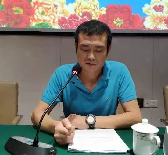 《湖南文学》主编黄斌《广州文艺》副总编张鸿《十月》编辑蒋在学员与