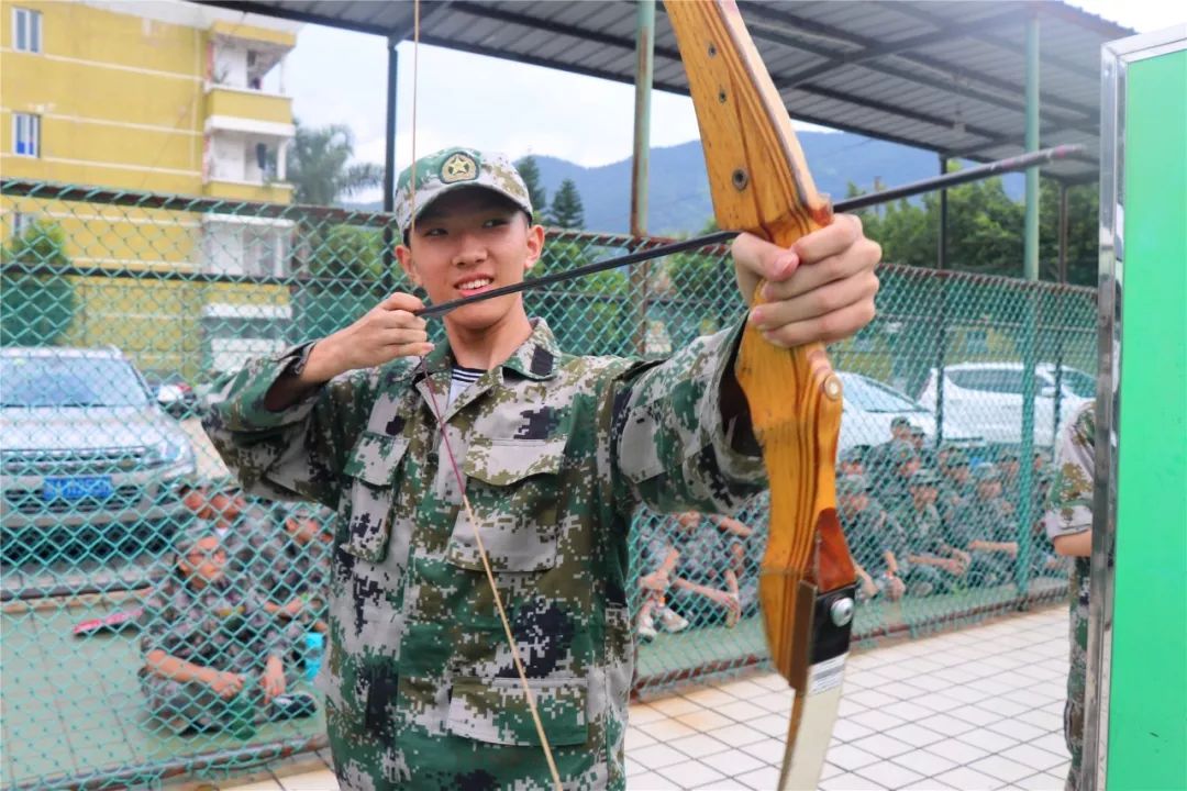 同学们踏入了国家级国防教育基地, 福建龙翔国防教育基地.