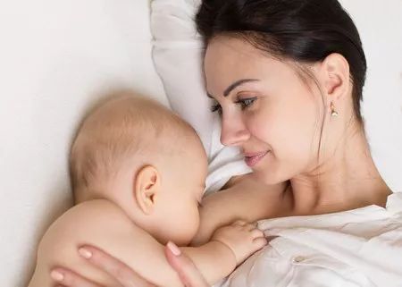 产后乳房胀痛？奶水少的真正原因是啥？80%宝妈可能都不大清楚