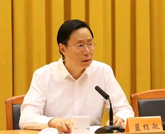 蓝绍敏获中央重用尚未卸任南京市长刚出任江苏省委常委5天后又主政