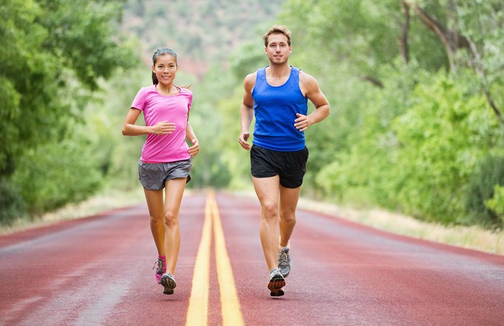 如何正确跑姿不伤膝盖 16b192fad89747f8adb4c461003a7d3f.jpeg