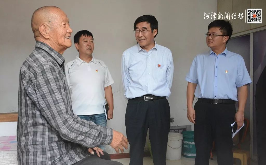 本报讯(融媒体记者许建国) 9月12日,市委副书记,市长何伟带领相关