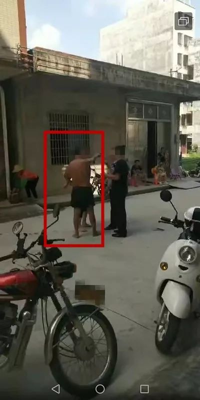 胆生毛?湛江某公寓闯进两名醉酒男子,砸门还放煤气?