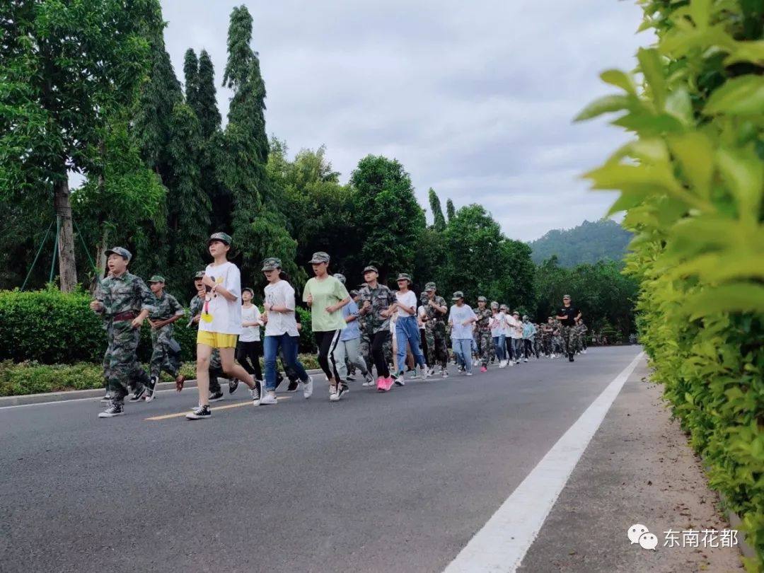 云霄火田中学七年级研学之旅点燃希望放飞梦想