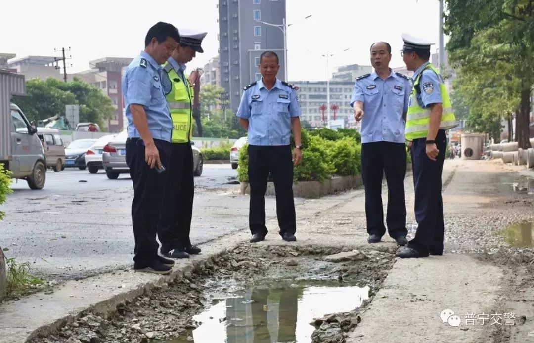 2019年9月10日下午,普宁市公安局交警大队副大队长蔡得心带领池尾中队