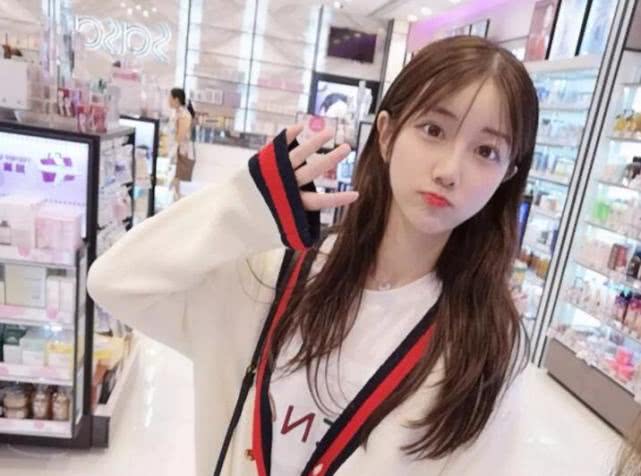 全网最漂亮的主播 994880d1741f49f0b07564ea9968b990.jpeg