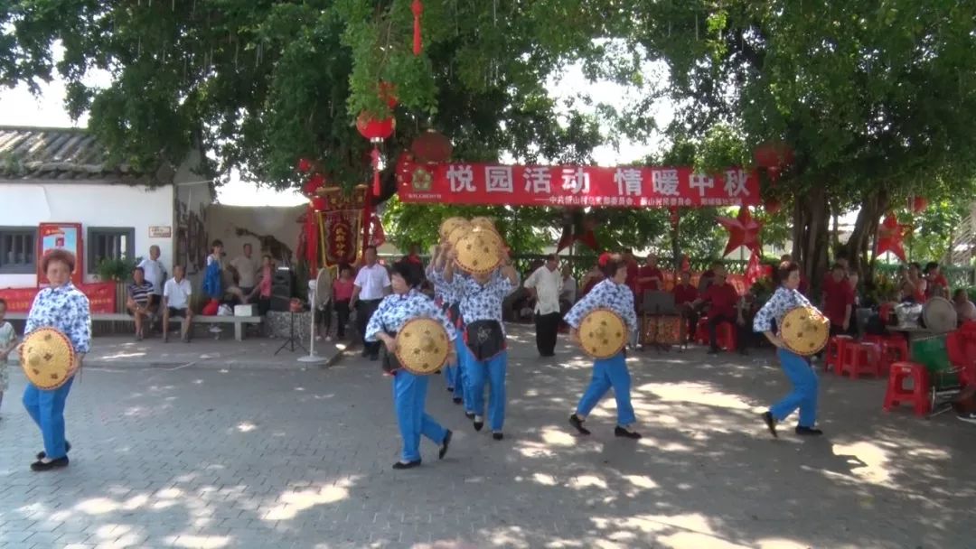 十送红军儿童表演 bca31e7775cf4ef387706ad669bda617.jpeg