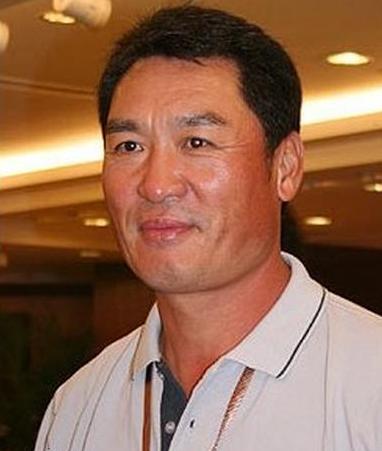祝延平娶北大博士今61岁很时尚前妻赵娜做杜淳后妈今欲复出