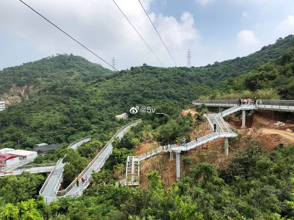 震撼!厦门首座转体桥90°转身,健康步道成功跨越鹰厦铁路