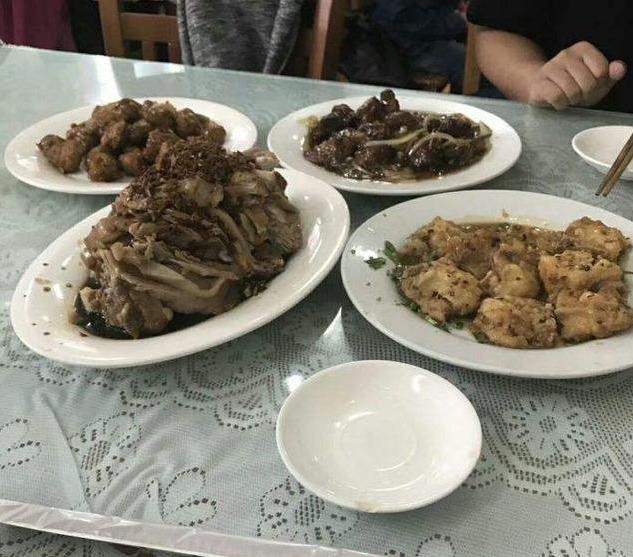 当年比全聚德还要火的饭店，开业当天迎来了众多老外记者