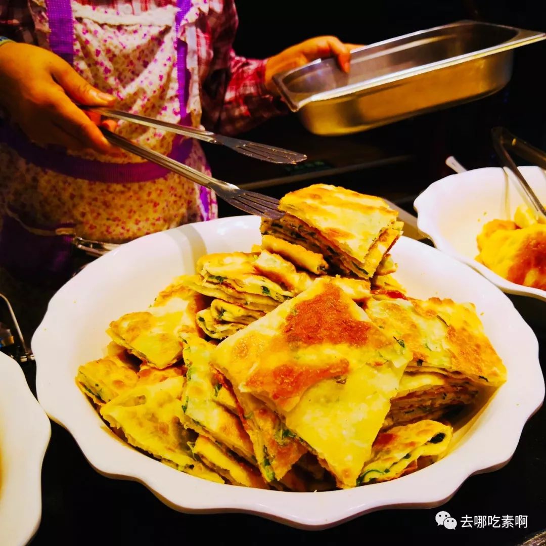 什么是黑色素食 1bad5fcb7ab84570b785f8c41c534aab.jpeg
