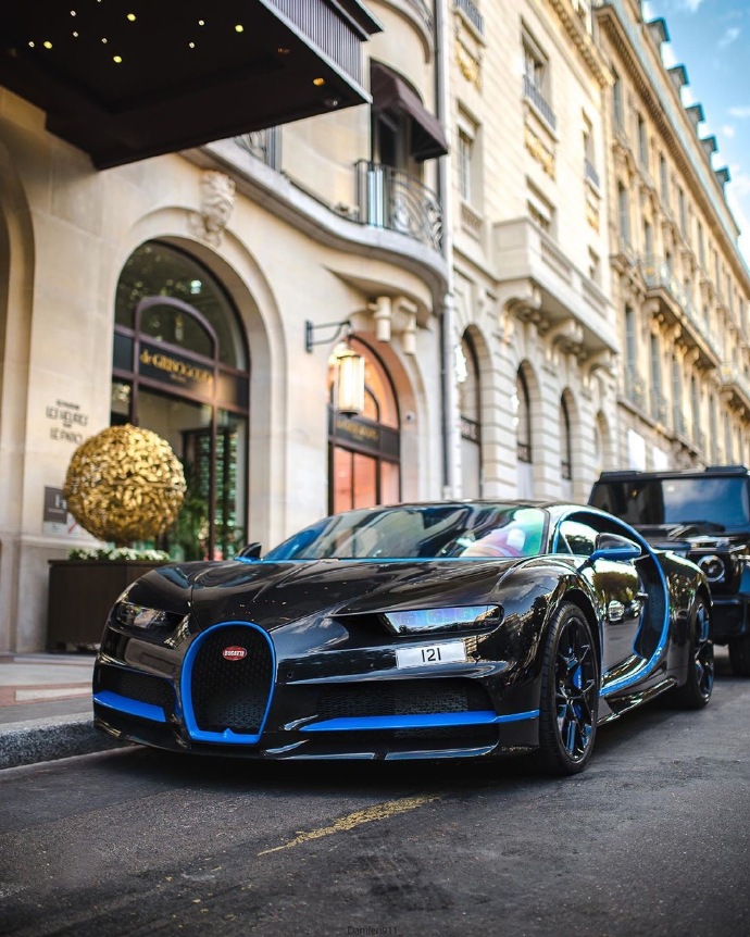 bugatti chiron