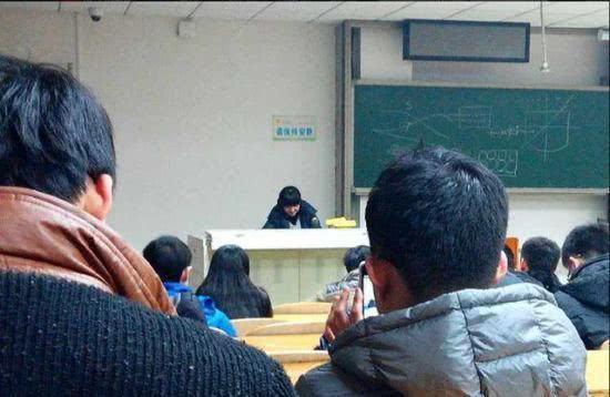 怎么才能去台湾读大学 37e2dd61c3844024814a62f34607c318.jpeg