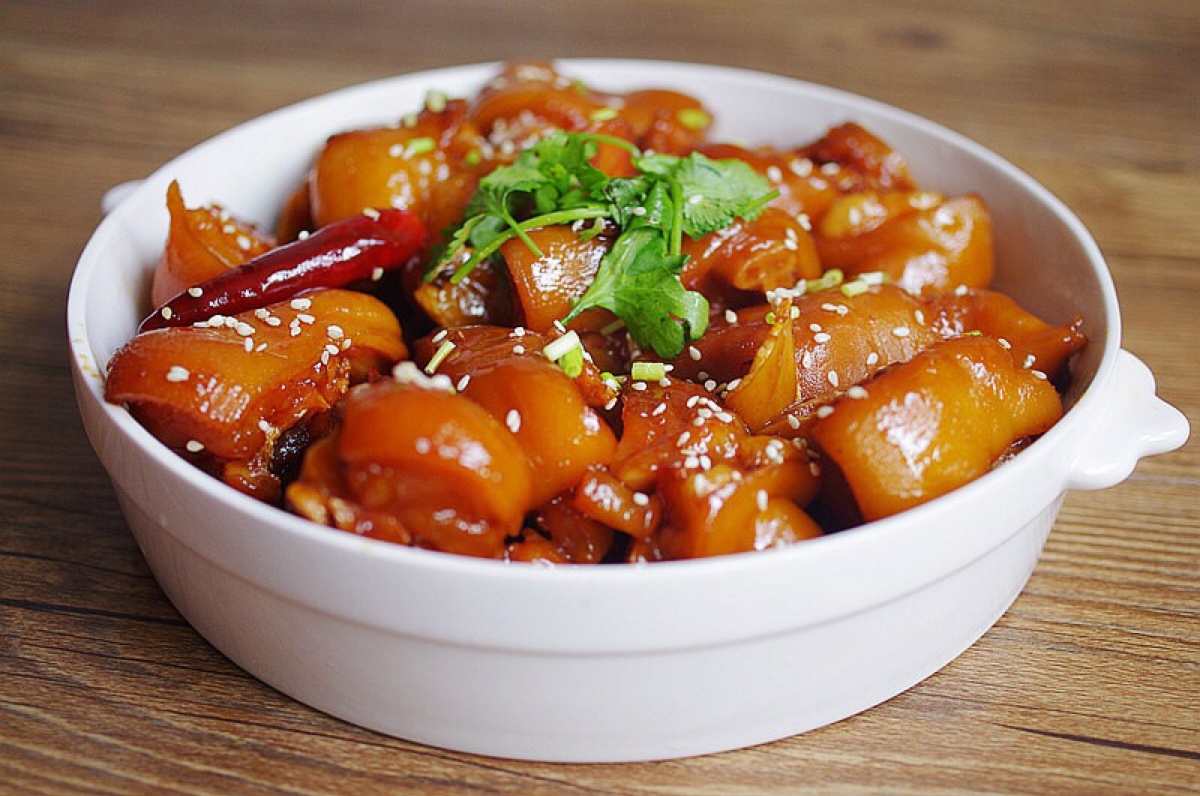 猪脚怎么焖才软烂 410d05c3a629414cafa54900bcac03d7.jpeg