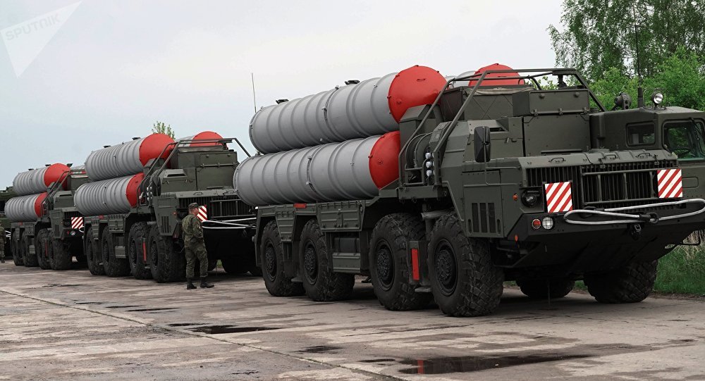 俄国防部曝光S-400设备运往土耳其画面(视频)