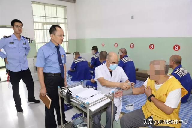 检查几乎每一个节假日,刑事执行检察官都会重点监督看守所的监管活动
