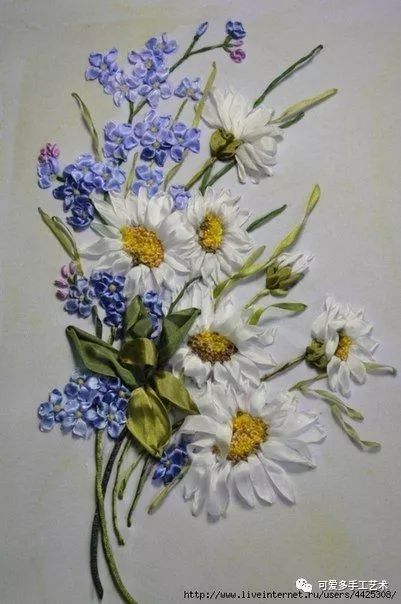 怎么绣简单的花瓣 68e094fd94094024b873a9a4700aca04.jpeg