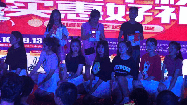 6b0d852c7e9e41ae8b1f437dcbcaf728.gif