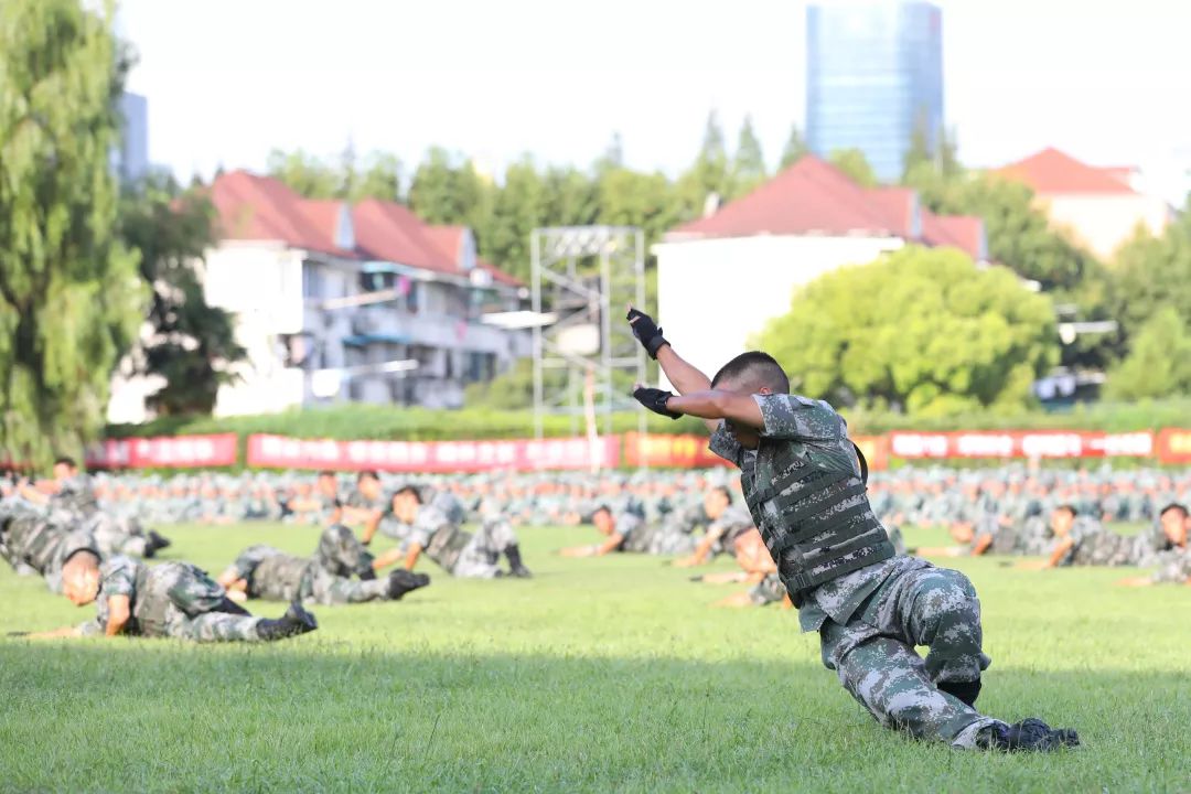 训练方阵怎么走 853105e9e0c74d96916b2372e45e0d85.jpeg