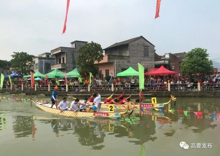 金利镇人口加上外地人_人口老龄化图片