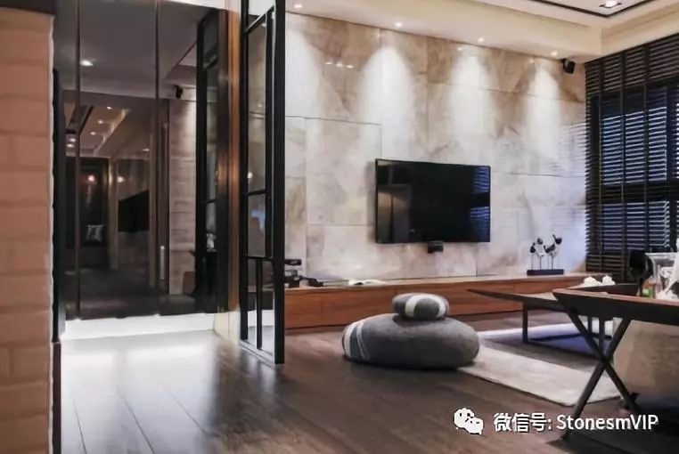 客厅瓷砖上墙搭配背景墙效果图 c5698e9a59e94643ab812911622fd9ad.jpeg