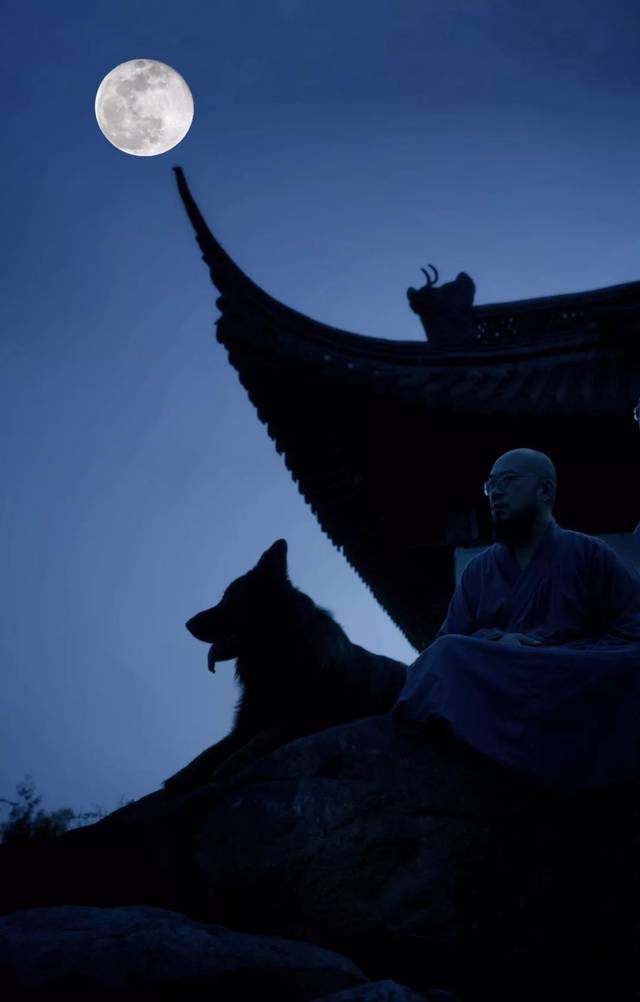 中秋禅境天台山通玄寺的月亮有点玄