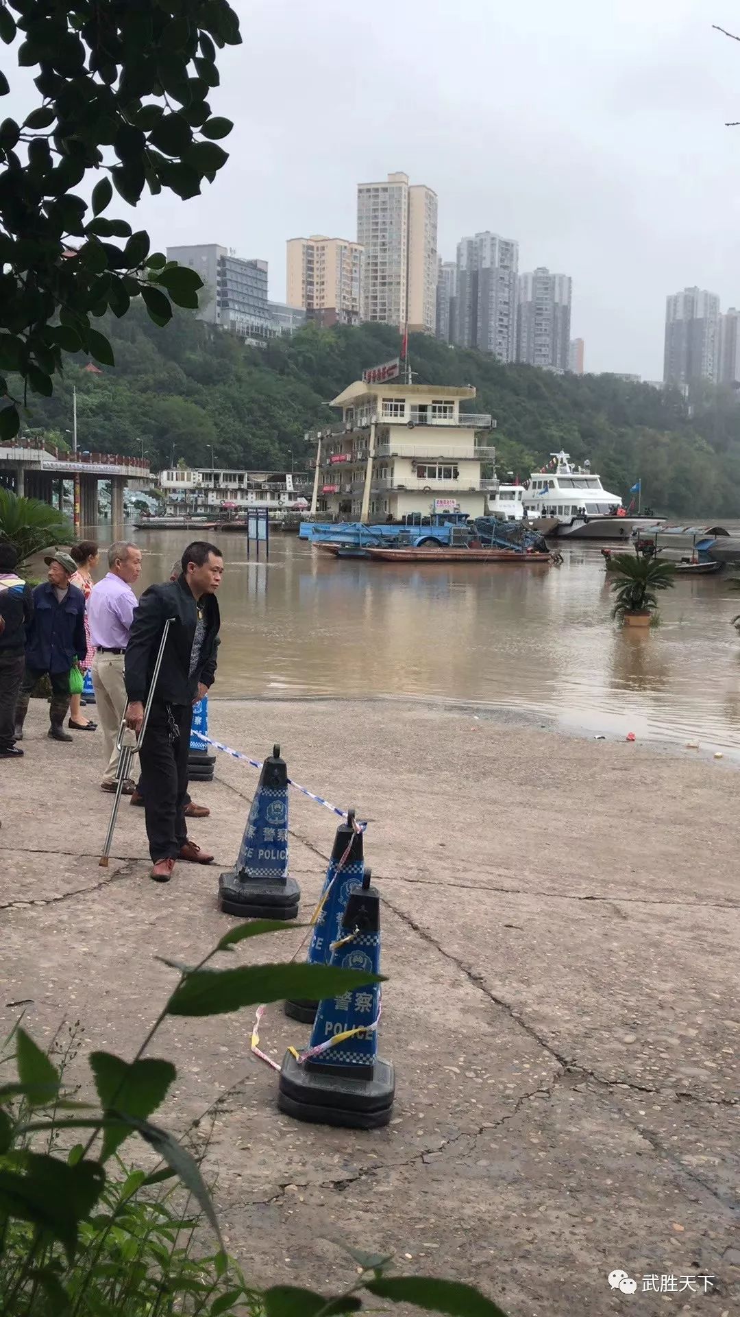 武胜嘉陵江涨大水啦!速来围观!_南充