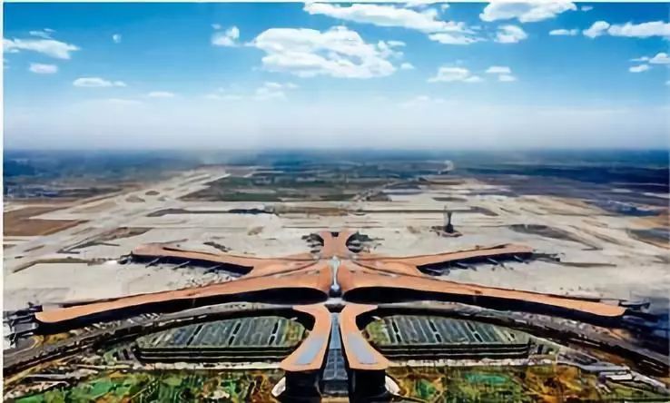 新中国机场70年:见证中国经济的起飞_大兴机场