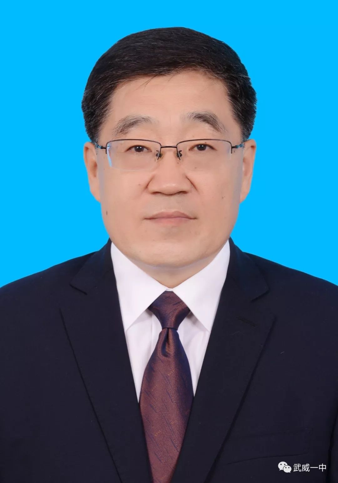 李万忠