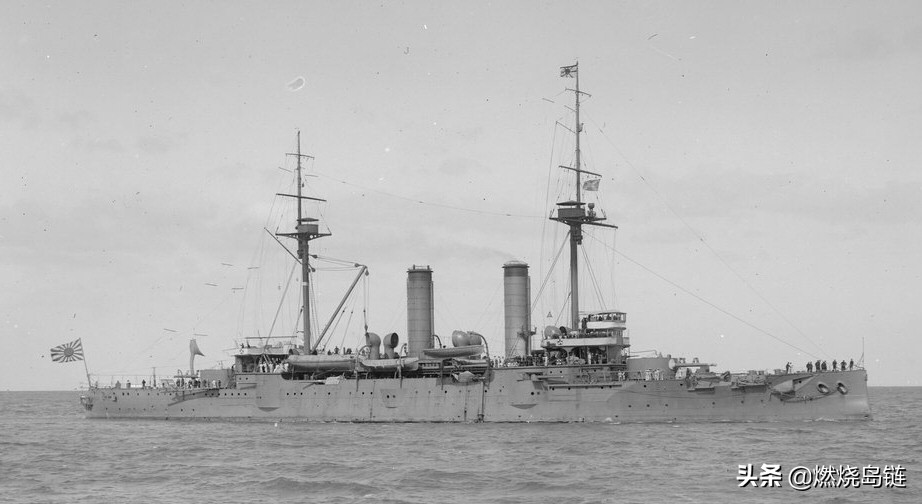 装甲巡洋舰是根据日本六六舰队计划中的1897年第一期扩张计划向英国