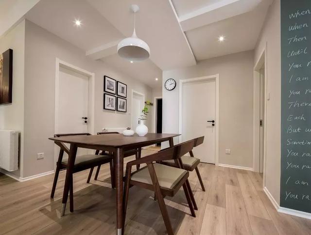 原木风搭配什么色木地板 2f1d4e3749e14058a7701421e4f485a1.jpeg