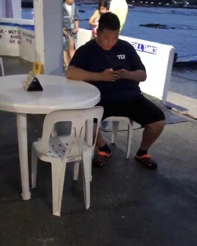 广东游客回忆菲律宾潜水气瓶两度被潜伴关闭！发证机构正审视此事