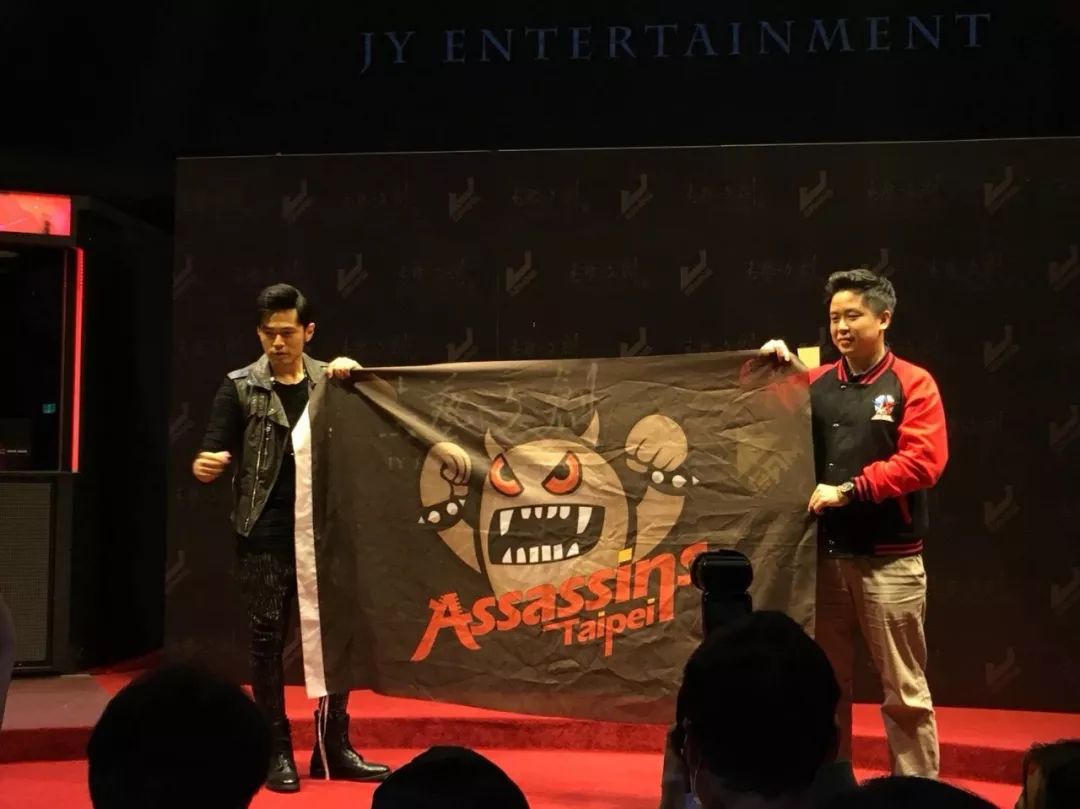 周杰伦英雄联盟主题曲