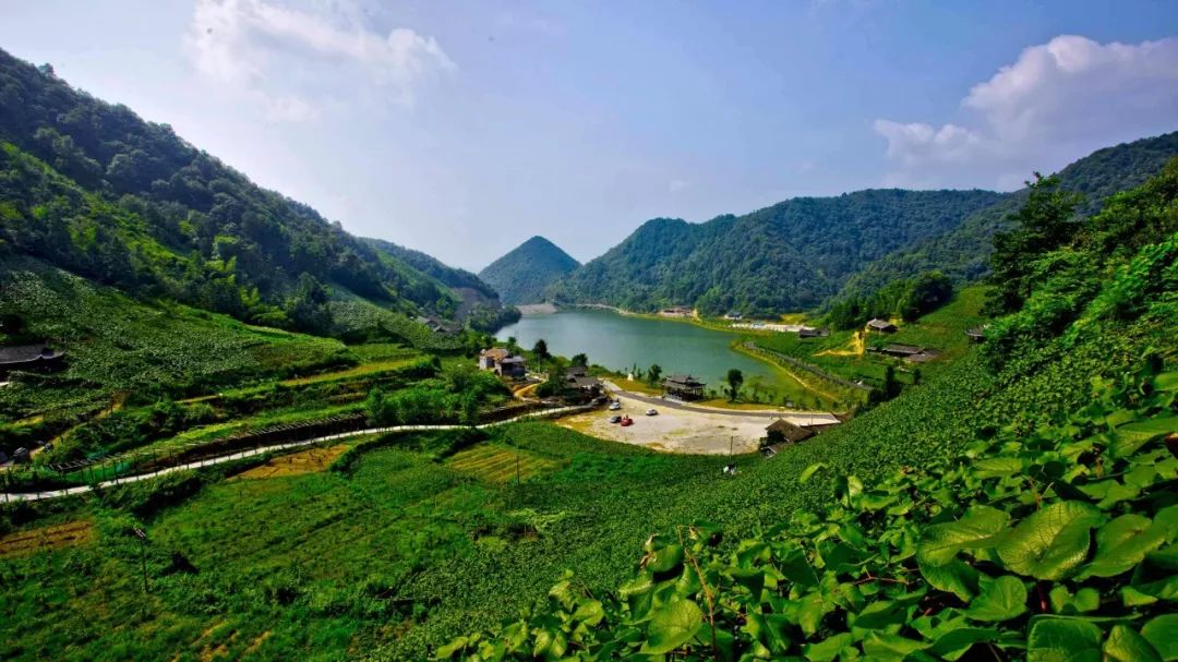 夜郎文化旅游资源,以雪峰山,洪江古商城,黔阳古城,清江湖,南方葡萄沟