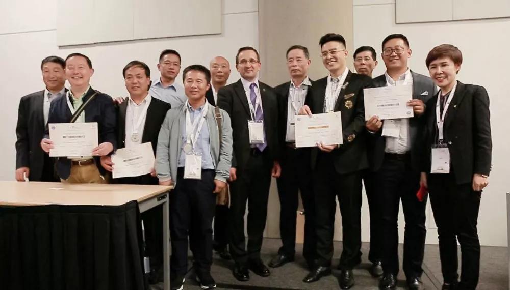再获殊荣!第46届国际养蜂大会,良品国际荣获金奖!