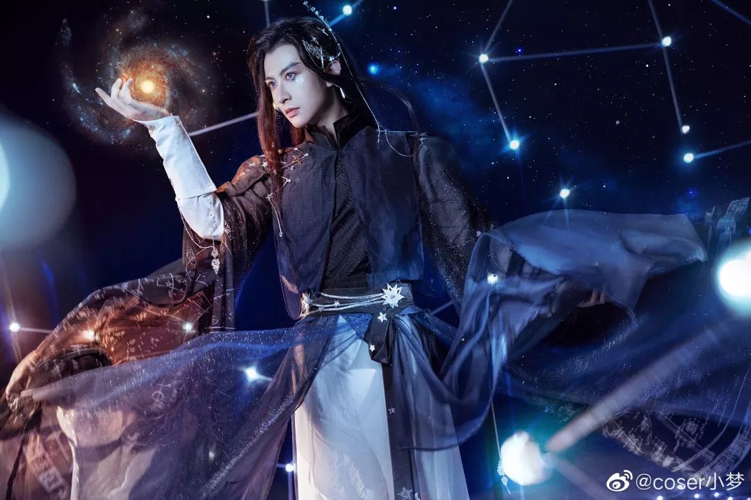 曾在09chinajoy cosplay团队赛获得最佳服装道具奖.