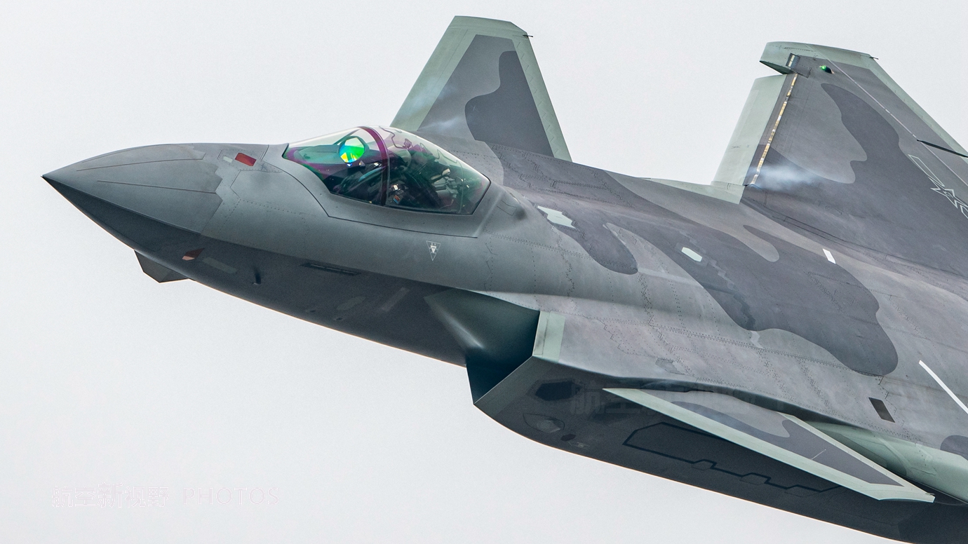 中国又公开一款新型战机 可压制隐身战机_凤凰网