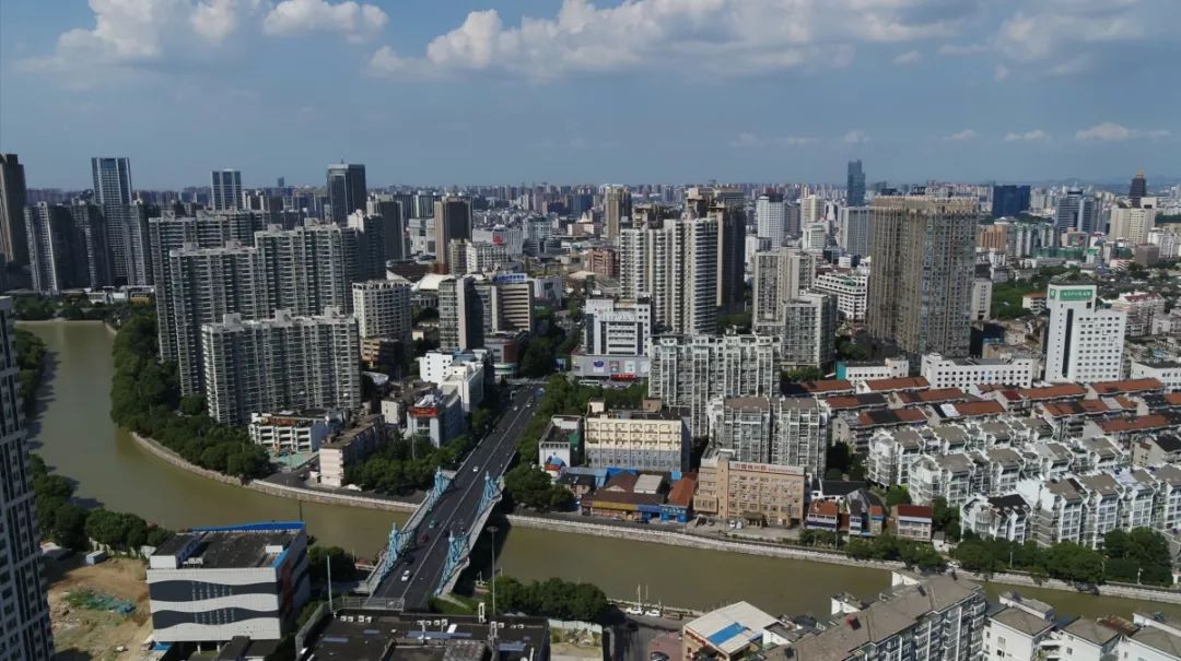 人均住房2019_人均住房建筑面积指(2)