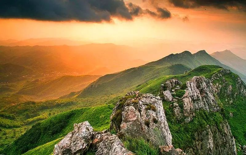 祁东县现在gdp是多少_祁东县粮市镇街边图片(2)