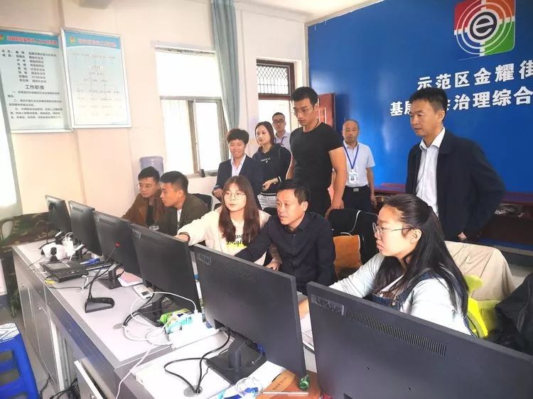 治安重点人口分类_垃圾分类手抄报