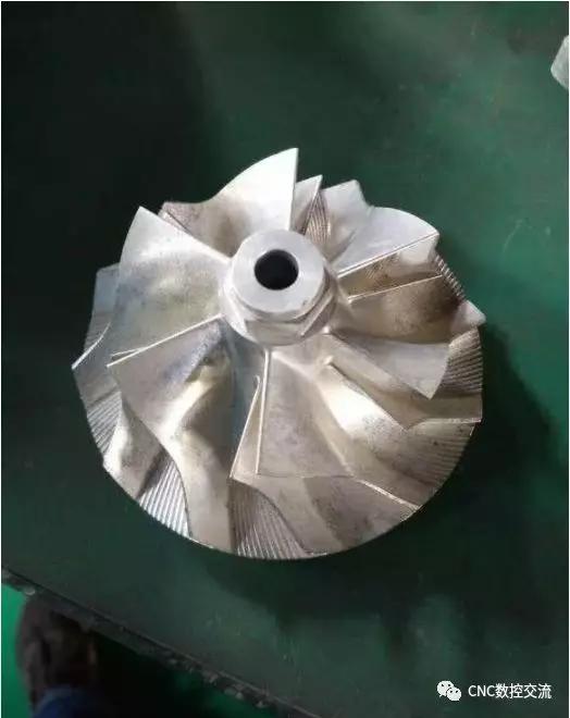 二,数控加工中涉及的坐标系数控机床上各个运动执行部件的动作都是由