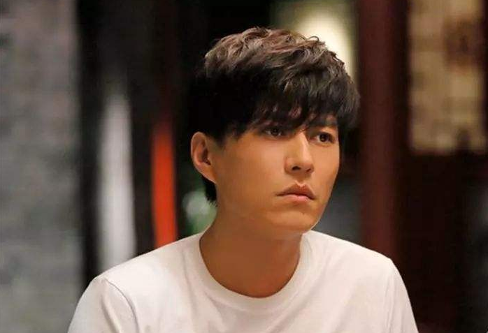 怎样变成高颜值有气质的帅哥 f71ee379d13044edaa139d1d0466a345.png