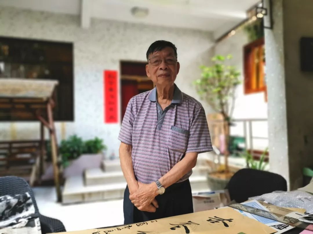 李良晖先生李良晖先生作品20世纪50年代末,李良晖任教顺德人民小学