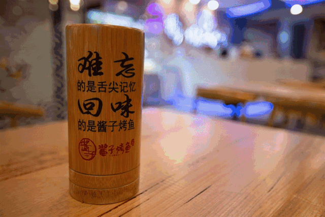 护肤品 化妆品 640_427 gif 动态图 动图